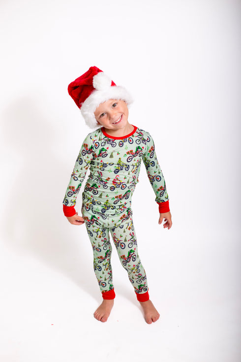 Pre order Racing through the Snow Long sleeve top/pant Pajama set